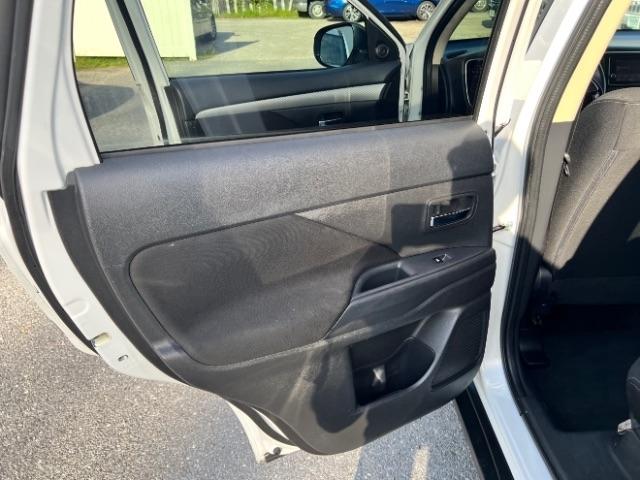Mitsubishi Outlander SEL AWD 2018