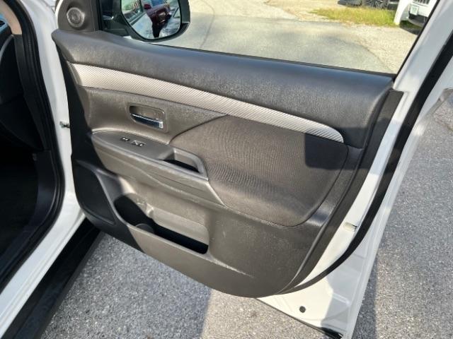 Mitsubishi Outlander SEL AWD 2018