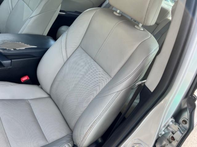 Toyota Avalon Hybrid Limited 2014