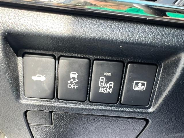 Toyota Avalon Hybrid Limited 2014