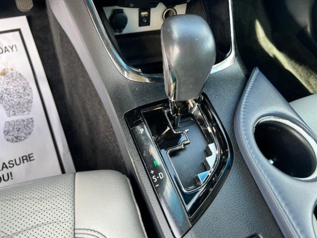 Toyota Avalon Hybrid Limited 2014
