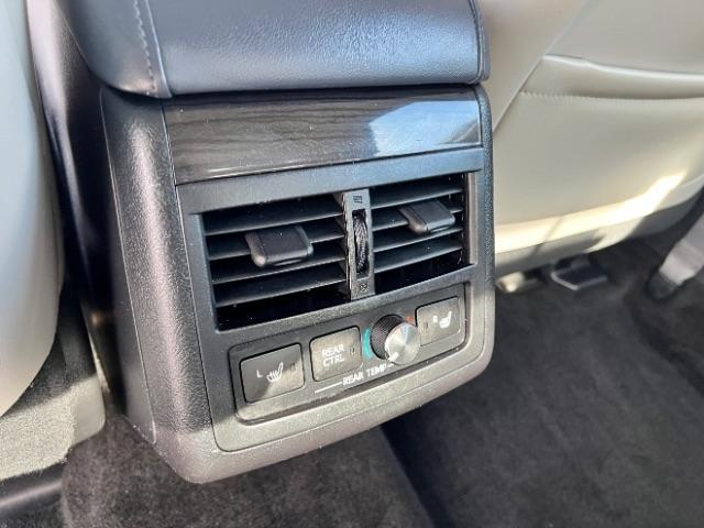 Toyota Avalon Hybrid Limited 2014