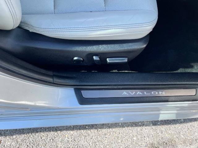 Toyota Avalon Hybrid Limited 2014