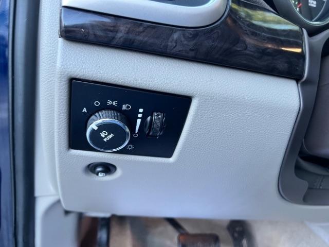 Jeep Grand Cherokee Laredo 4WD 2012