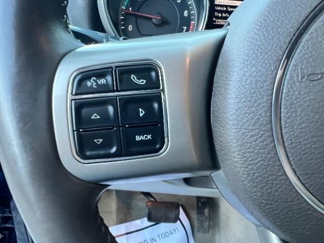 Jeep Grand Cherokee Laredo 4WD 2012