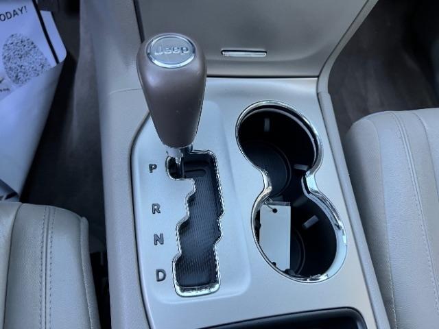 Jeep Grand Cherokee Laredo 4WD 2012