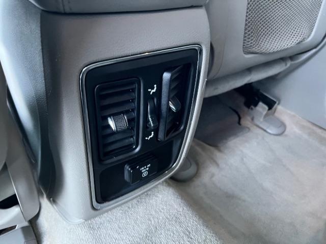 Jeep Grand Cherokee Laredo 4WD 2012