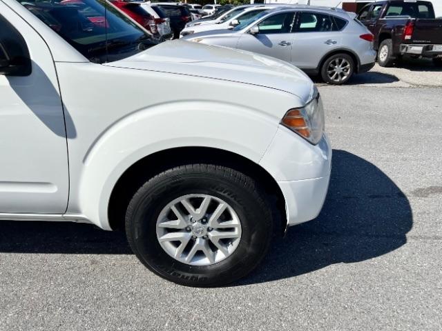 Nissan Frontier SV King Cab I4 5MT 2WD 2017