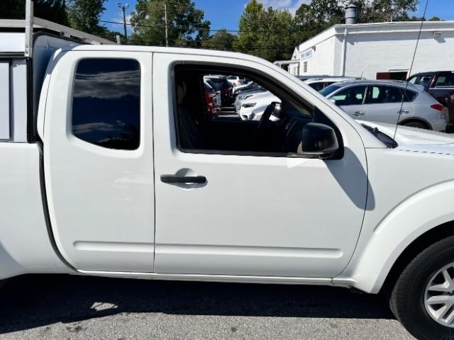 Nissan Frontier SV King Cab I4 5MT 2WD 2017