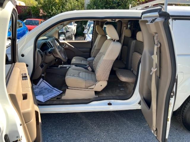 Nissan Frontier SV King Cab I4 5MT 2WD 2017