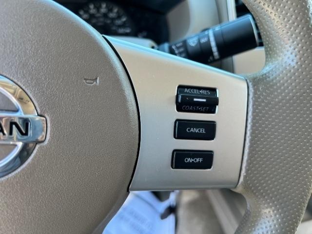 Nissan Frontier SV King Cab I4 5MT 2WD 2017