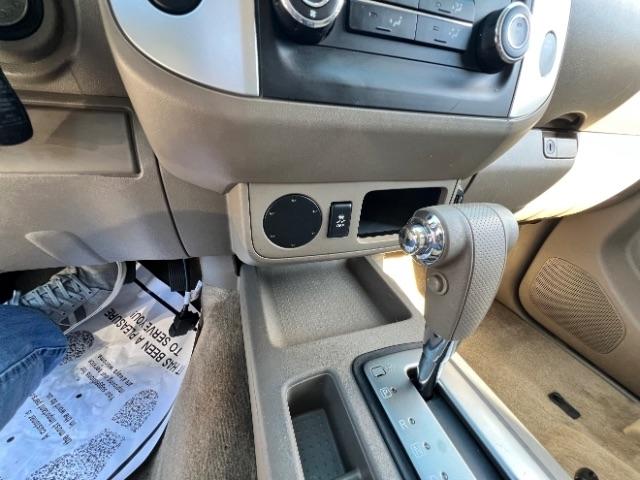 Nissan Frontier SV King Cab I4 5MT 2WD 2017