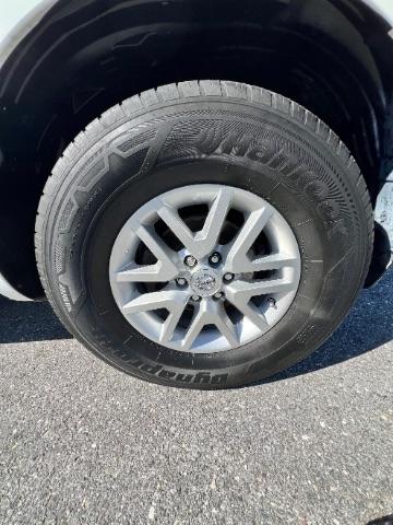 Nissan Frontier SV King Cab I4 5MT 2WD 2017