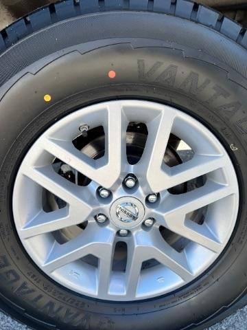 Nissan Frontier SV King Cab I4 5MT 2WD 2017