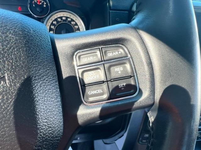 RAM 1500 Sport Crew Cab SWB 4WD 2017