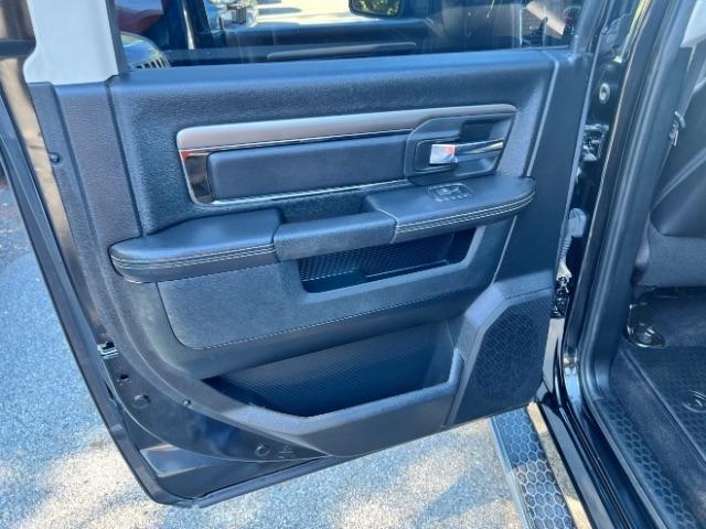 RAM 1500 Sport Crew Cab SWB 4WD 2017