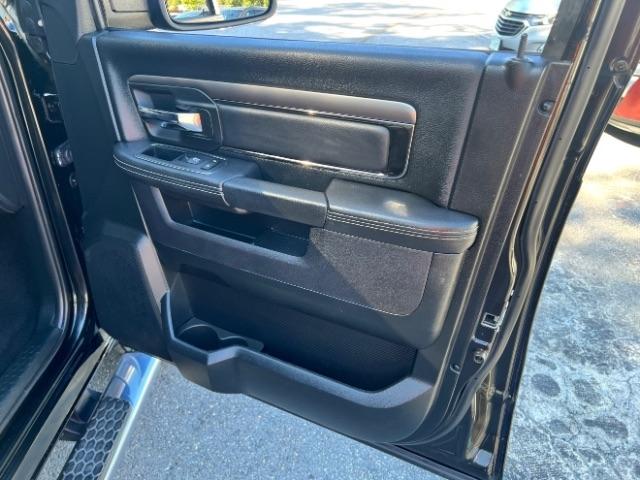 RAM 1500 Sport Crew Cab SWB 4WD 2017