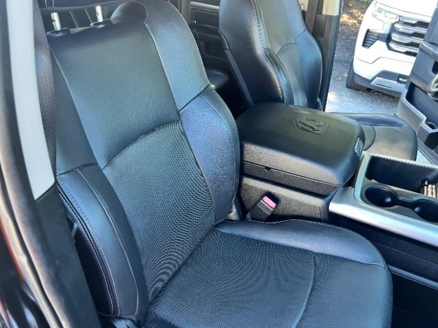 RAM 1500 Sport Crew Cab SWB 4WD 2017