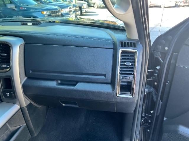 RAM 1500 Sport Crew Cab SWB 4WD 2017