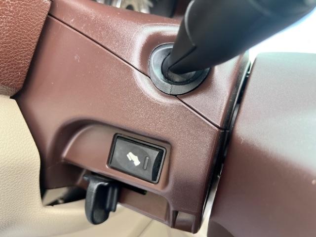 RAM 1500 Laramie Longhorn Edition Crew Cab SWB 2WD 2013