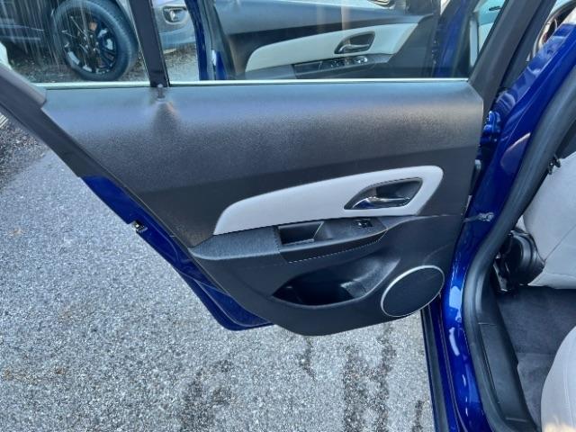 Chevrolet Cruze 1LT 2012
