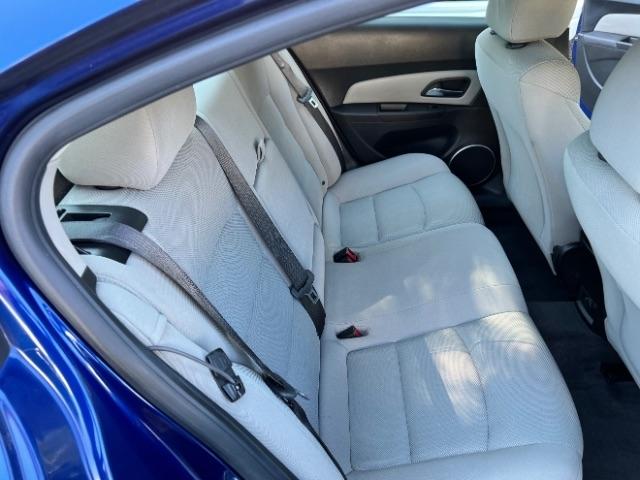 Chevrolet Cruze 1LT 2012