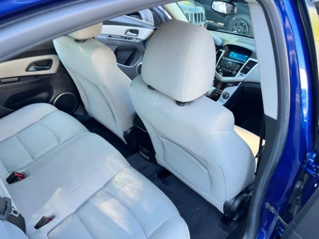 Chevrolet Cruze 1LT 2012