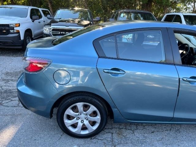 Mazda MAZDA3 i Sport 4-Door 2011