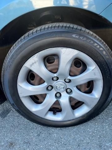 Mazda MAZDA3 i Sport 4-Door 2011