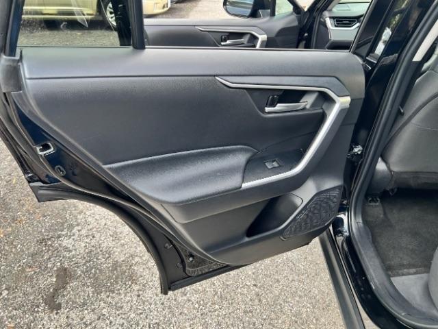 Toyota RAV4 XLE AWD 2022