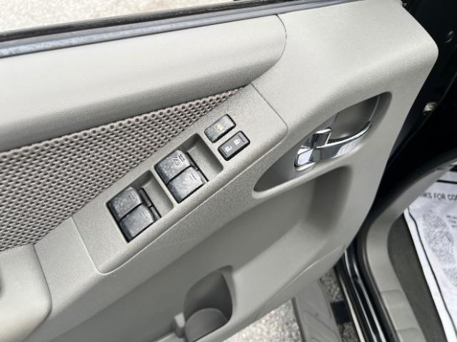 Nissan Frontier LE Crew Cab Long Bed 4WD 2007