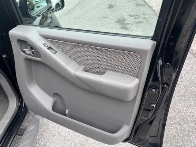 Nissan Frontier LE Crew Cab Long Bed 4WD 2007
