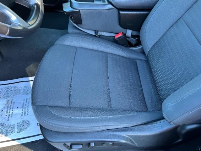 Chevrolet Silverado 1500 LT Crew Cab 4WD 2022