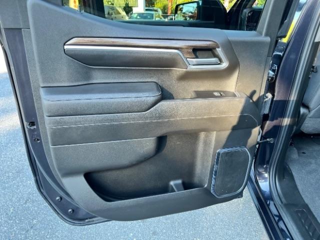 Chevrolet Silverado 1500 LT Crew Cab 4WD 2022