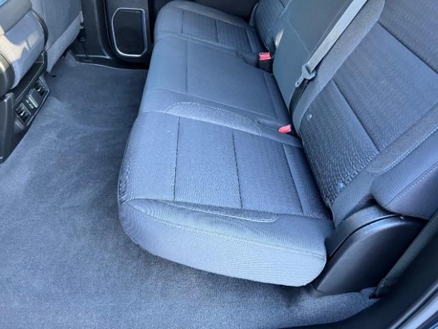 Chevrolet Silverado 1500 LT Crew Cab 4WD 2022