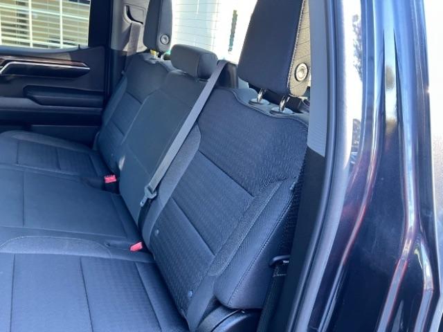 Chevrolet Silverado 1500 LT Crew Cab 4WD 2022
