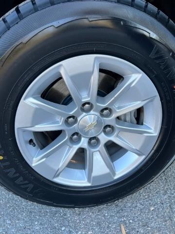 Chevrolet Silverado 1500 LT Crew Cab 4WD 2022