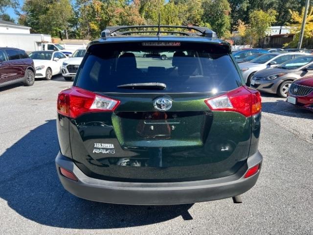 Toyota RAV4 LE FWD 2013