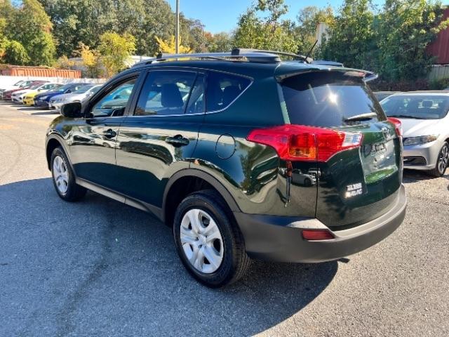 Toyota RAV4 LE FWD 2013