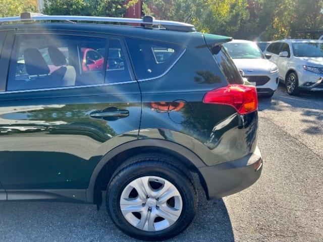 Toyota RAV4 LE FWD 2013