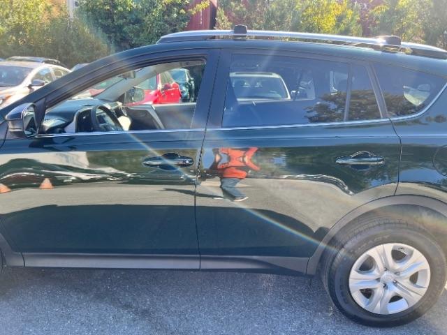 Toyota RAV4 LE FWD 2013