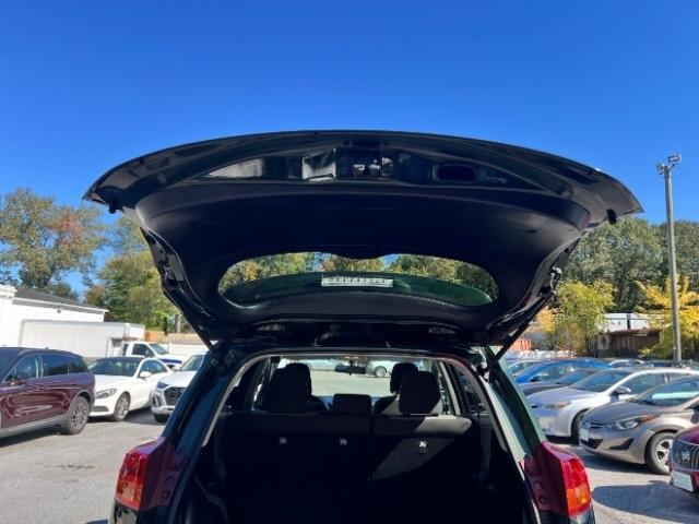 Toyota RAV4 LE FWD 2013