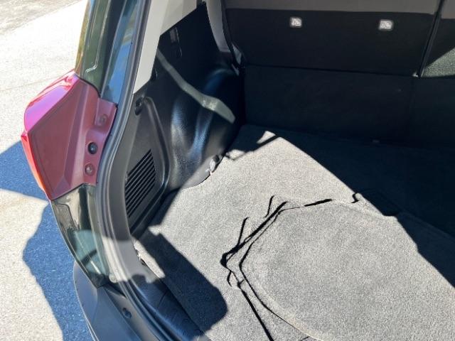 Toyota RAV4 LE FWD 2013