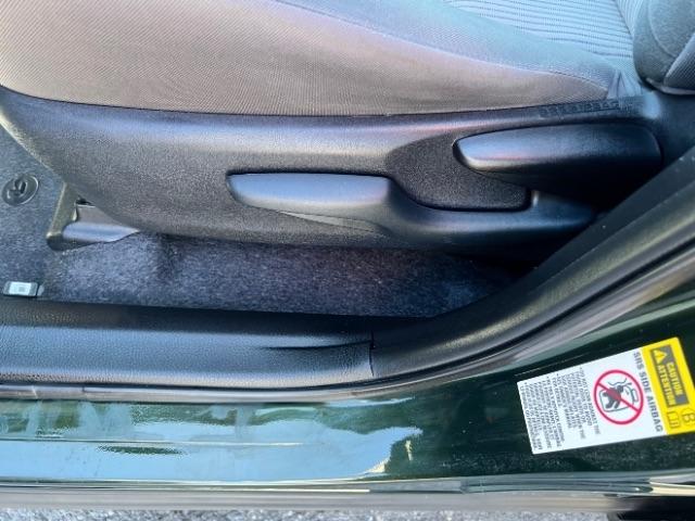 Toyota RAV4 LE FWD 2013