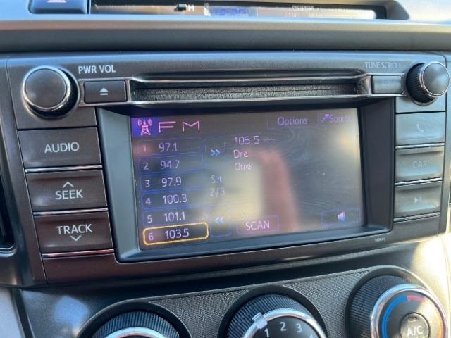 Toyota RAV4 LE FWD 2013