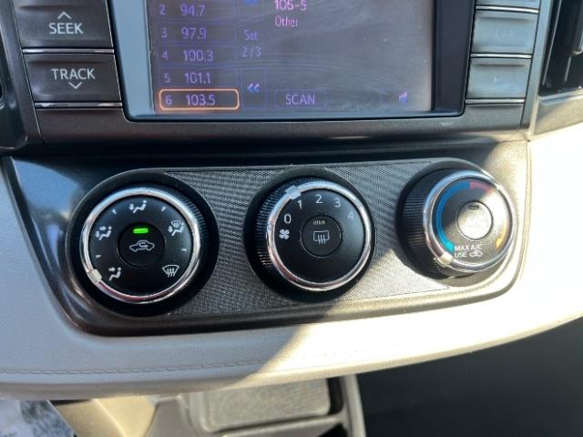 Toyota RAV4 LE FWD 2013
