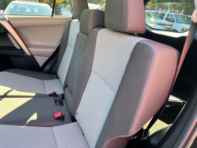 Toyota RAV4 LE FWD 2013