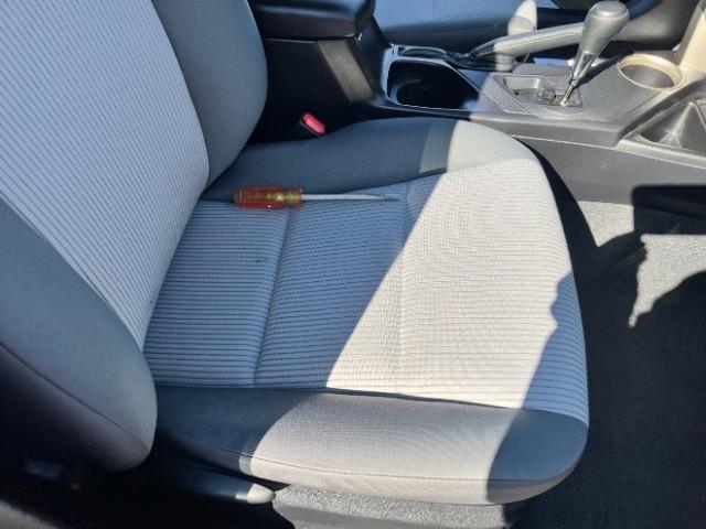 Toyota RAV4 LE FWD 2013