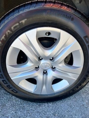 Toyota RAV4 LE FWD 2013