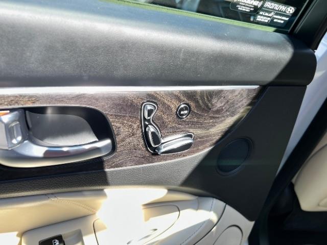 Hyundai Equus Signature 2014